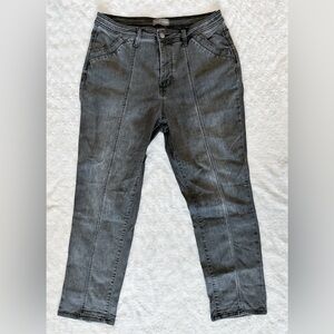 FALLS CREEK Slim Straight High Rise Jean